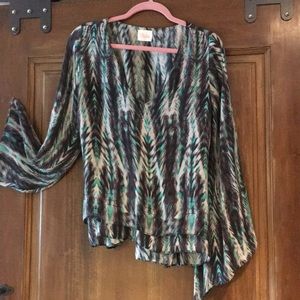 PARKER long sleeved top. Size M. 100% silk.